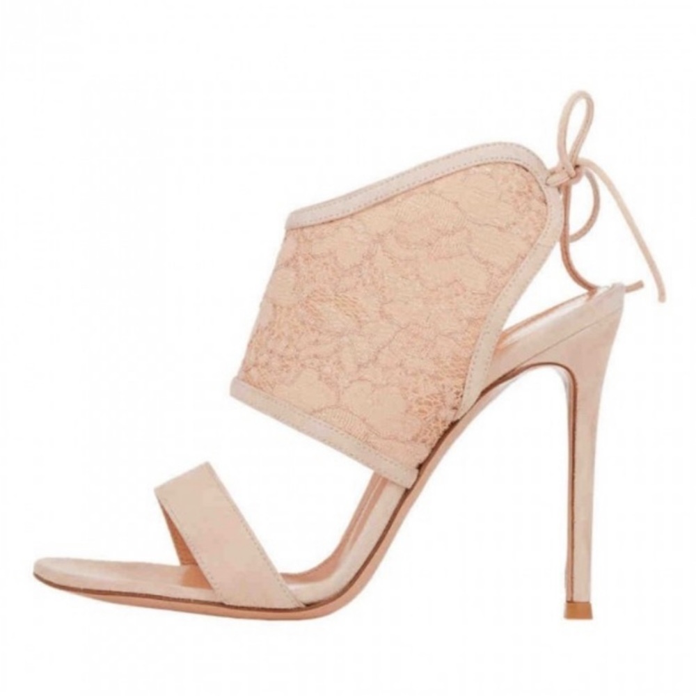 cream colored audrey brooke Lacy heels